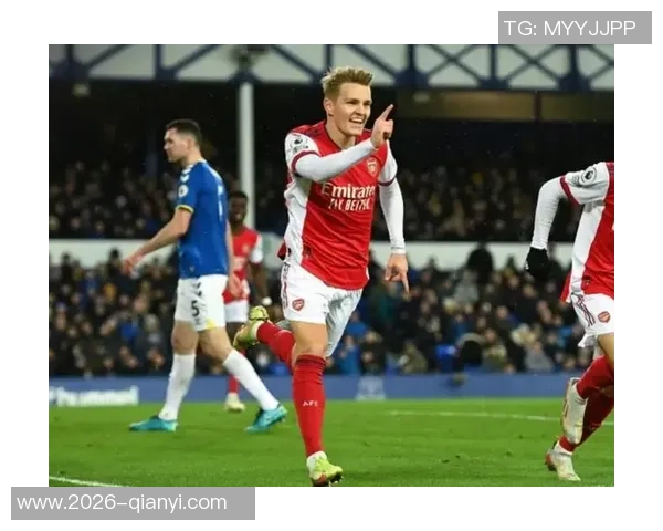 阿森纳客场挑战切尔西海报展示厄德高独特风采引发球迷期待