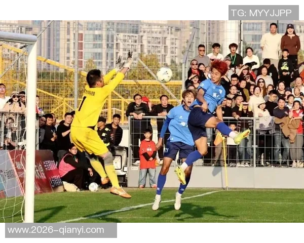 南通队禁区外惊艳凌空抽射中框金成民倒勾补射精彩破门 南通队禁区外惊艳凌空抽射中框金成民倒勾补射精彩破门